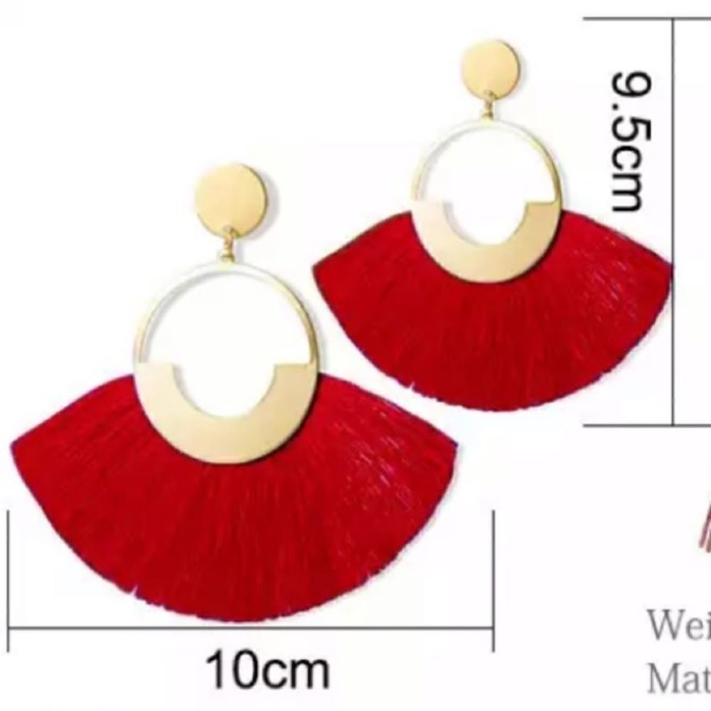 Tassel dangle drop earrings - Picture 4 of 6